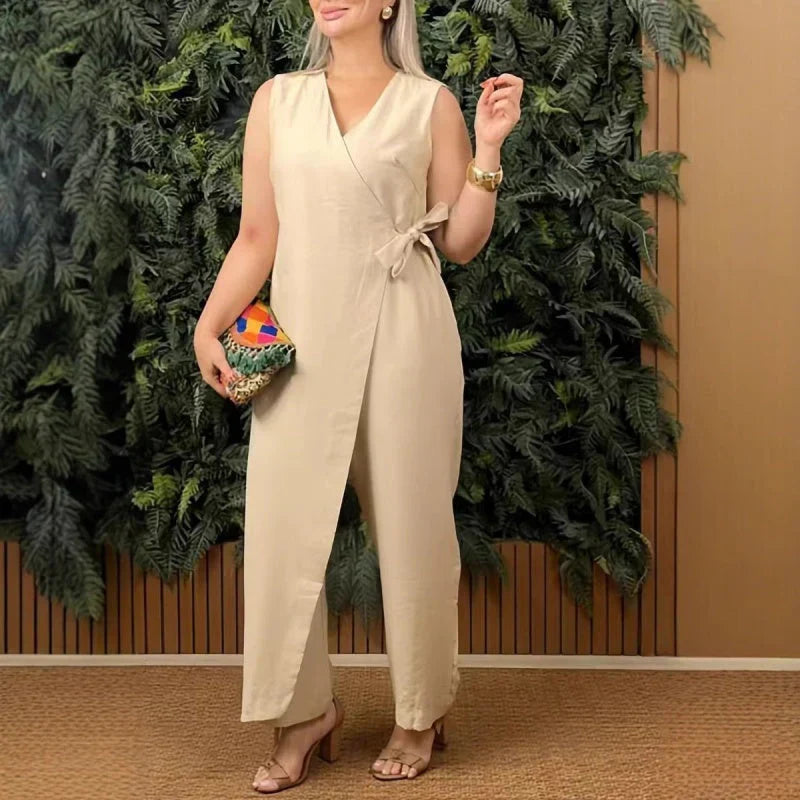 AVERY | Elegant V-neck jumpsuit